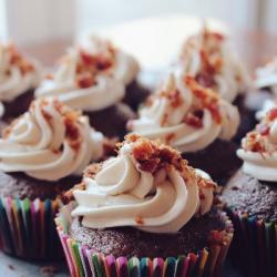 Je veux aider : Fabriquons des gâteaux pour nos hôpitaux